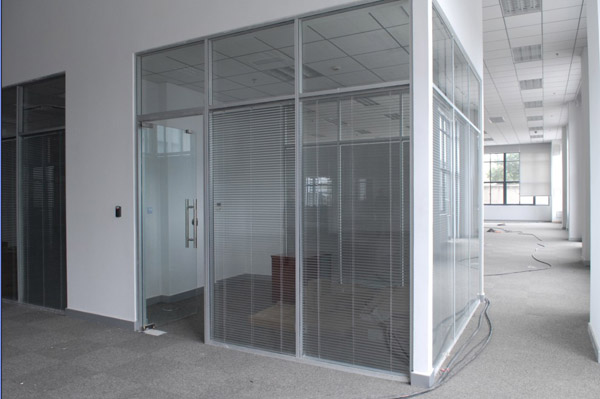 雙層玻璃夾百葉隔斷系列